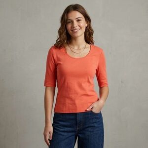 Old Navy Women’s Scoop Neck Short Sleeve Top in Coral